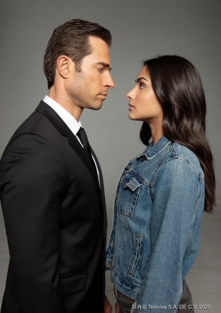 Sebastián Rulli y Renata Notni en El Dragón