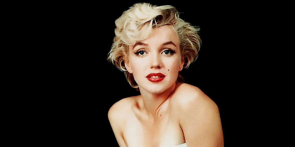 8. Norma Jeane Mortenson: El máximo símbolo sexual del cine norteamericano no se llamaba Marilyn Monroe.