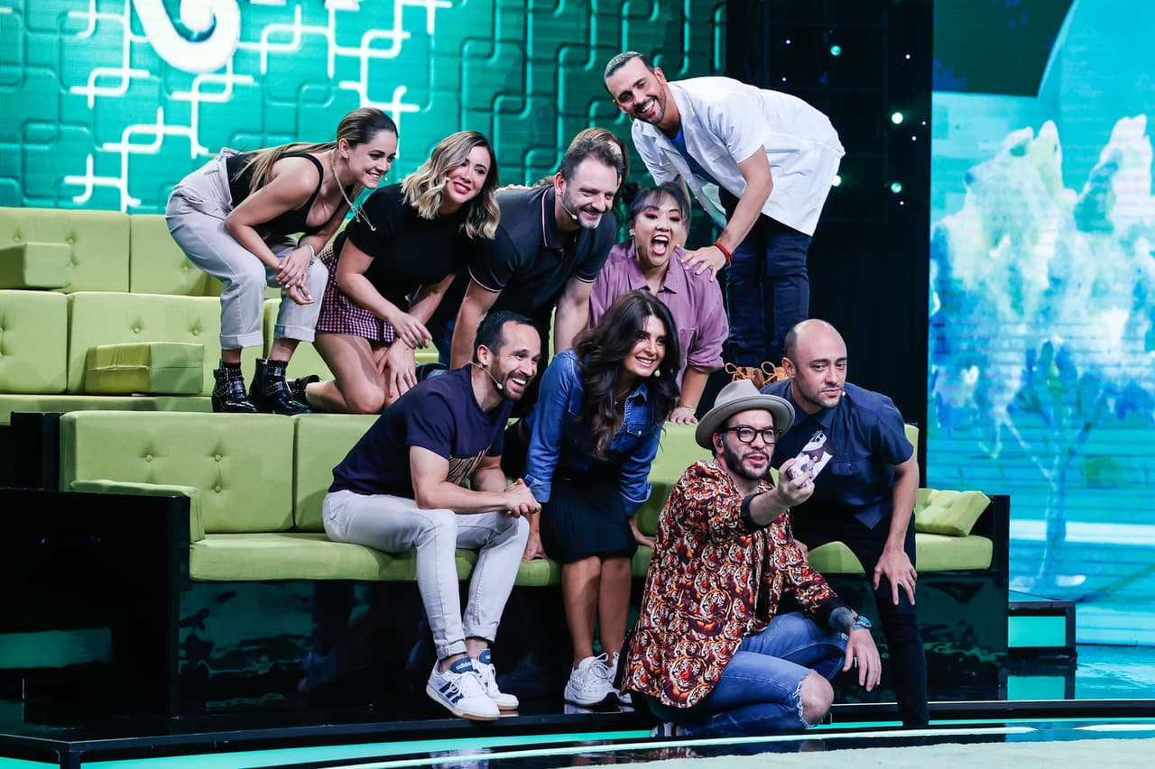 Con su nuevo look, Michelle Rodríguez protagonizó un divertido musical junto a Ricardo Margaleff y El Guana en 'ABC de la historia'.