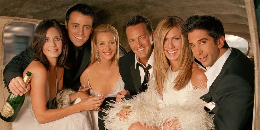 Creadora de Friends se disculpa por no tener mayor inclusión racial en la serie