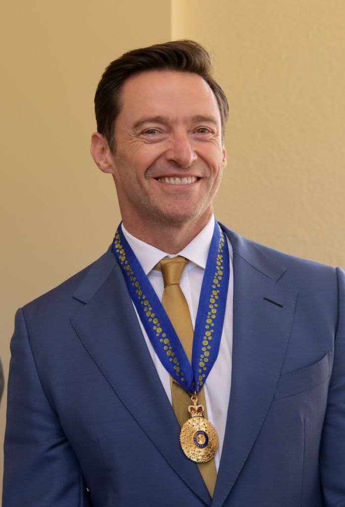 El actor fue nombrado Compañero de la Orden de Australia en los Honores del Cumpleaños de la Reina en 2019, esto por sus servicios a las artes escénicas y a la comunidad global. Por todo lo que ha vivido, definitivamente se merece muchos reconocimientos y toda nuestra admiración. No te pierdas 'Logan' en nuestro MegaCine este domingo 30 de agosto por Canal 5.