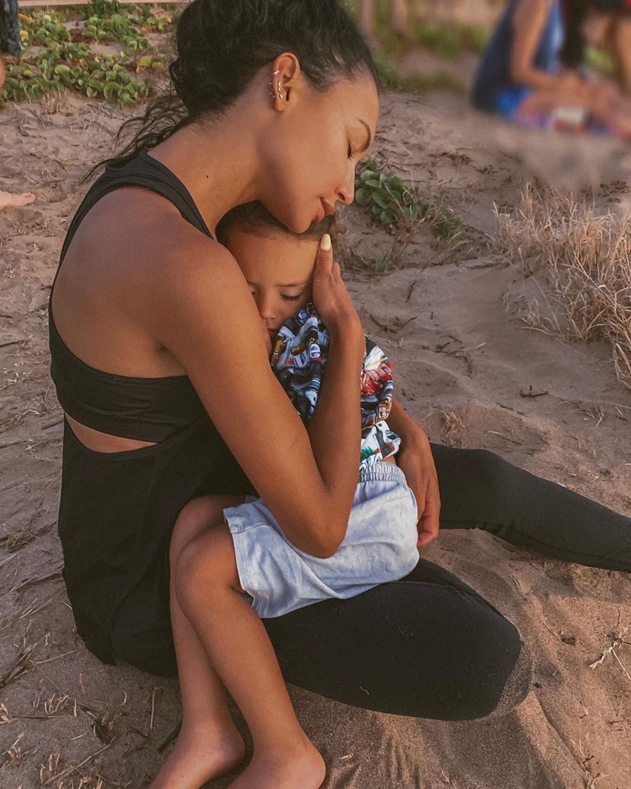 Autoridades revelan que Naya Rivera salvó la vida de su hijo antes de morir ahogada