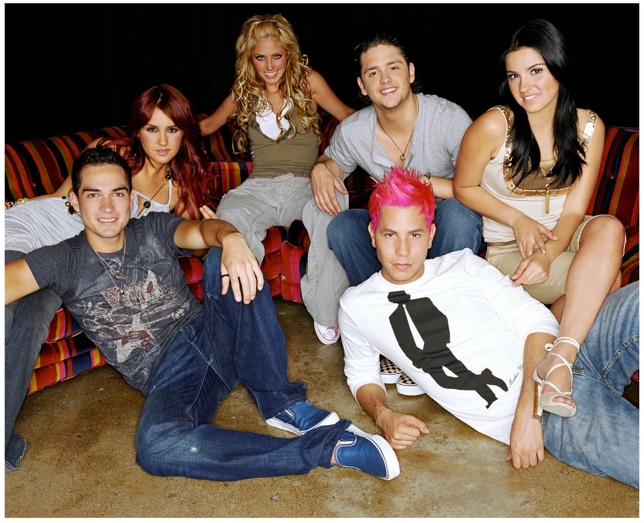 Recordemos que RBD fue conformado por Anahí, Dulce María, Maite Perroni, Alfonso Herrera, Christian Chavez y Christopher Uckermann, convirtiéndose en una de las agrupaciones juveniles más populares de México. ¿Cuál es tu canción favorita de RBD?