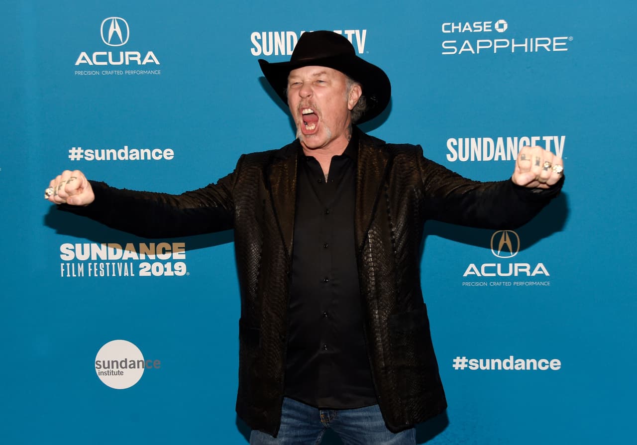 La cinta tuvo una tibia recepción crítica, pero la aparición de Hetfield ha atraído reflectores.
