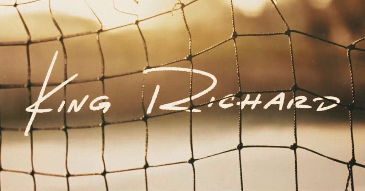 Will Smith protagoniza King Richard, una película biográfica sobre el entrenador de tenis Richard Williams, cuyas hijas Serena y Venus Williams continúan reinando en este deporte. Estará disponible el 19 de noviembre de 2021.