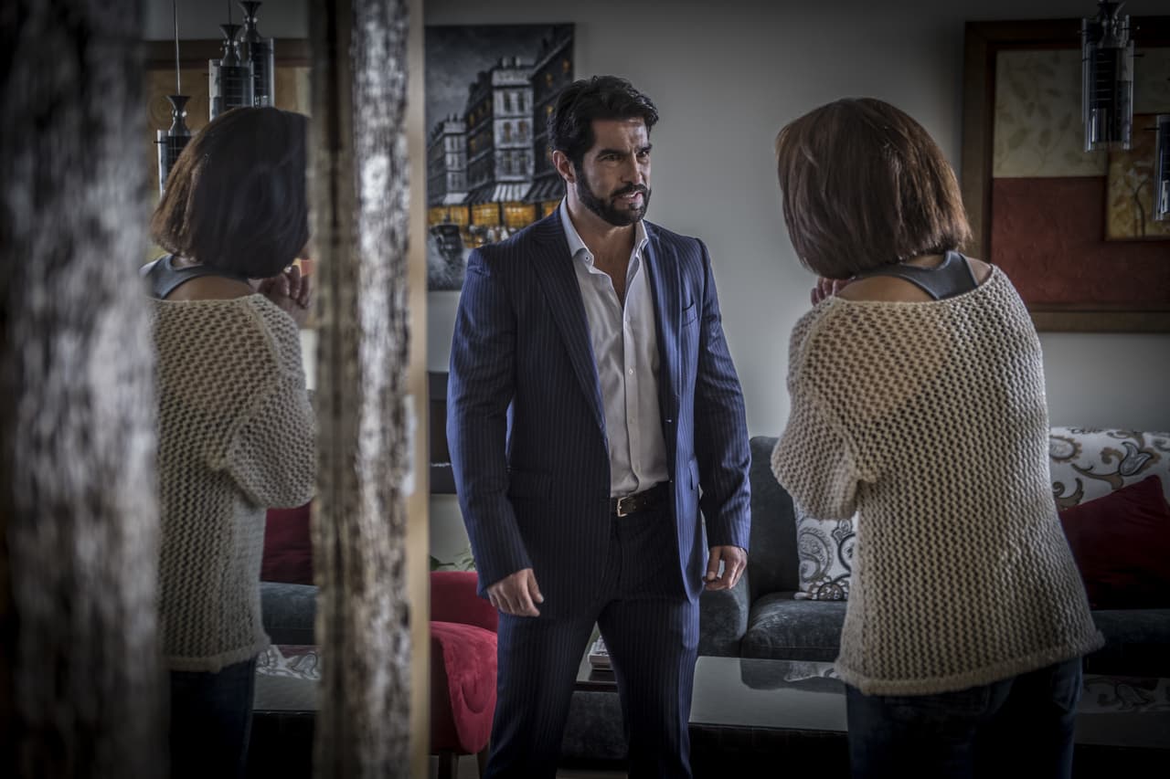 Marisol del Olmo y Arturo Carmona participan en 'Por amar sin ley'