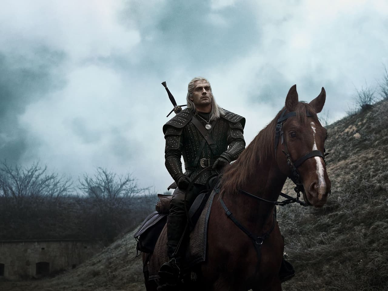 ¡The Witcher de Netflix por fin tiene tráiler!