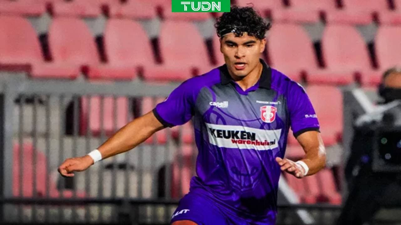  Stephano Carrillo titular en la derrota del Dordrecht ante el De Graafschap