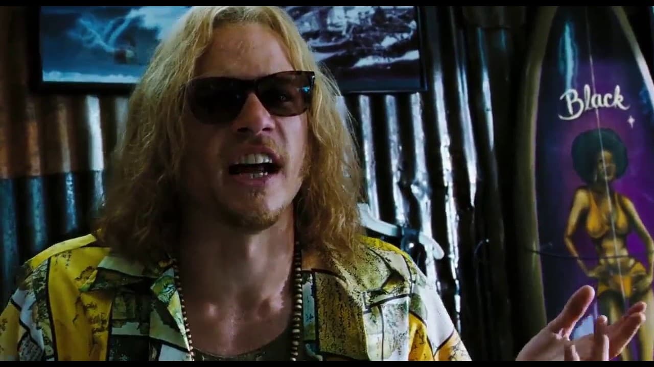 Lords of Dogtown muestra cómo era ser skater en los 70. Heath le dio vida al hombre que patrocinó dicho equipo.