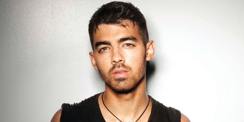 15. Joe Jonas: De los Jonas Brothers este es el único integrante que nunca ha presumido sus conquistas femeninas.