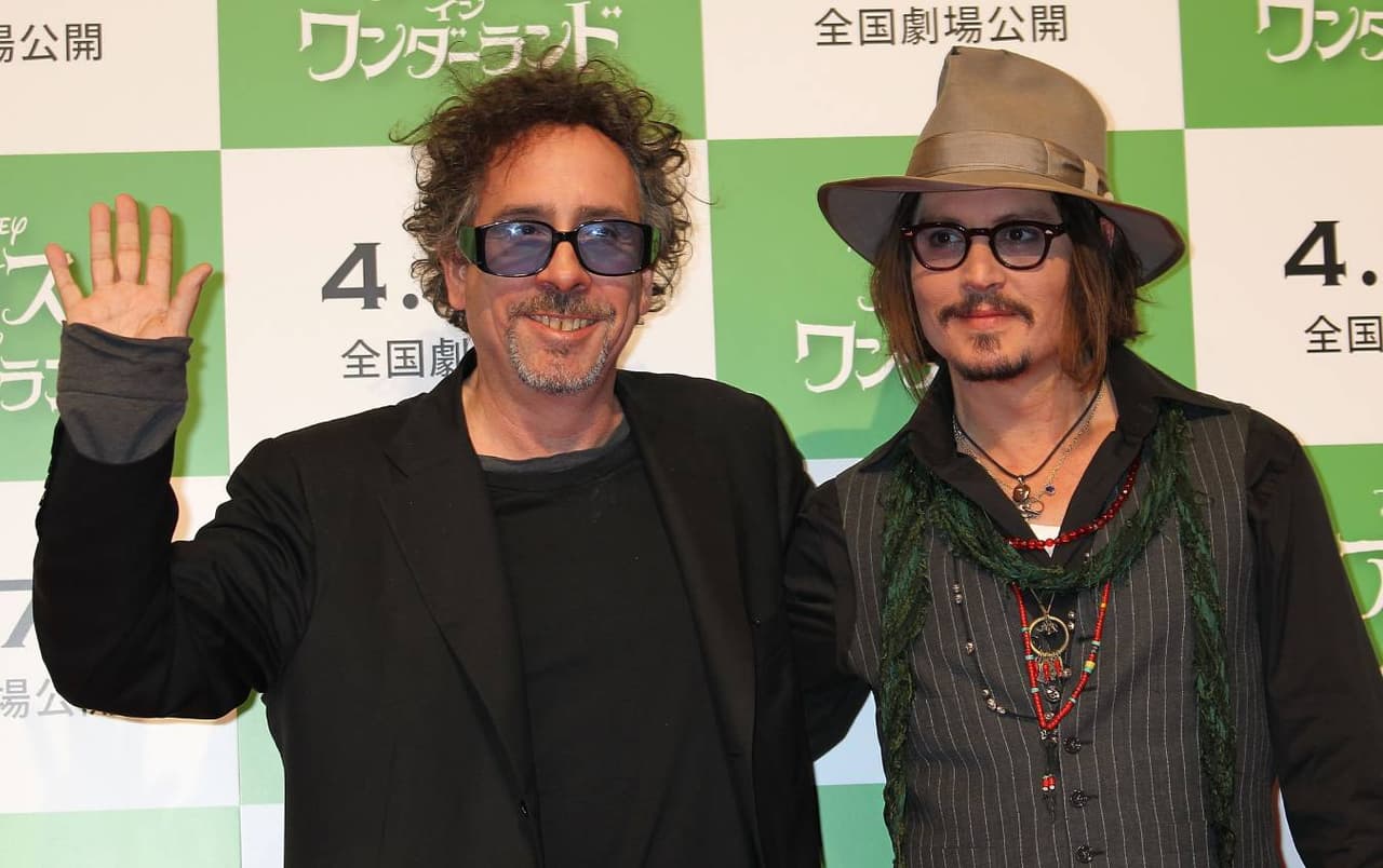 Tim Burton y Johnny Depp en Japón promocionando 'Alicia en el País de las Maravillas' en 2010.