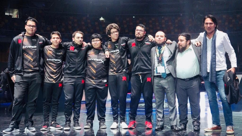 ¡Gánate un Jersey firmado por Infinity Esports, campeón de LOL en Latinoamérica!