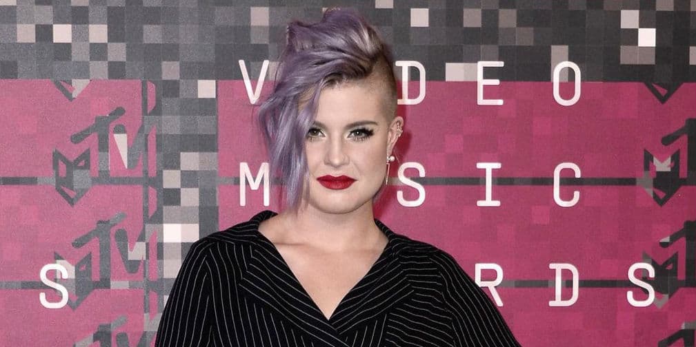 6. Kelly Osbourne: Tiene una voz con la cadencia que te calienta el alma y no puedes evitar cantar con ella.
