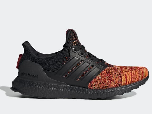 Hasta 'Game of Thrones' llevó a la creación de unos tenis por parte de Adidas. Salieron seis modelos de estos Utlra Boost, inspirados en las casas y personajes de la serie.