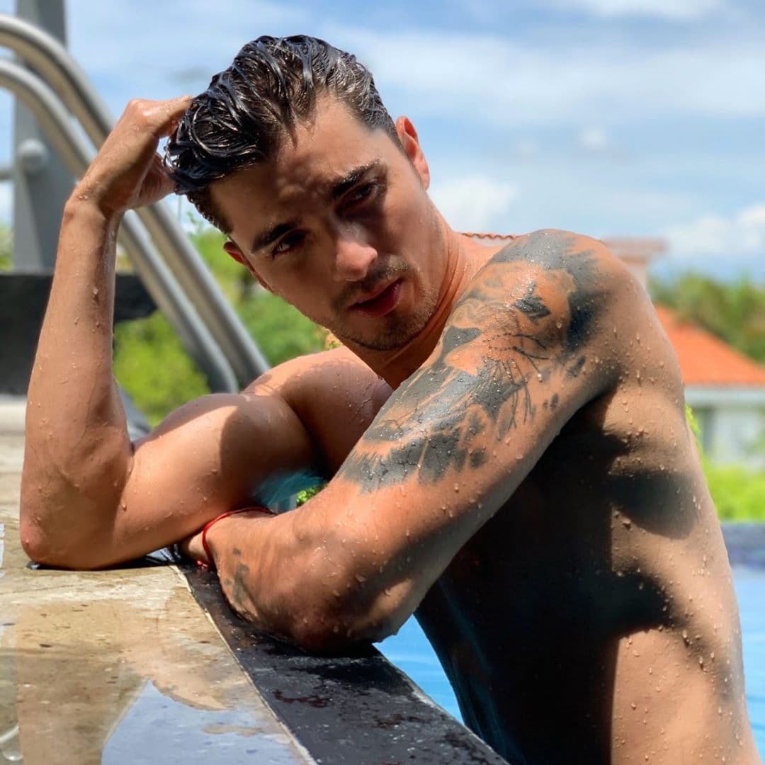 Es todo un león de corazón, incluso tiene un tatuaje de este animal en su brazo izquierdo.
