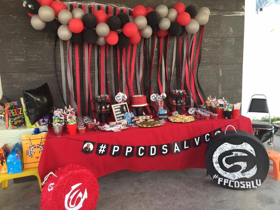 ¿De qué banda te hubiera gustado que te hicieran tu fiesta de cumple cuando eras pequeño?