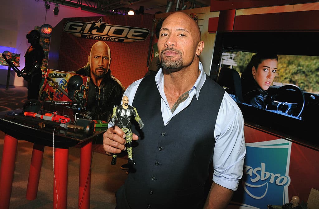 Y así pasamos del muñeco de cera a la figura de acción. El actor visitó el Salón Internacional de la Feria del Juguete de Hasbro en el Times Center para ver la nueva línea de juguetes de la película "G.I. Joe: Retaliation" el 13 de febrero de 2012 en la ciudad de Nueva York.