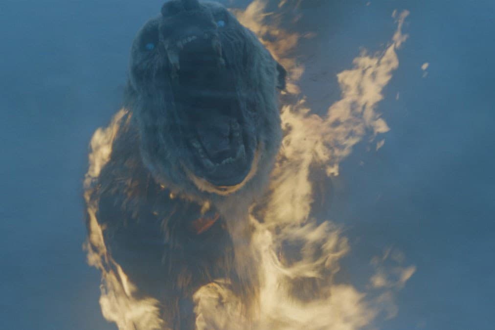 El Rey de la noche puede convertir animales y dragones :(