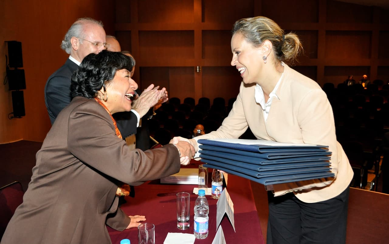 Recibe Teletón certificación de calidad