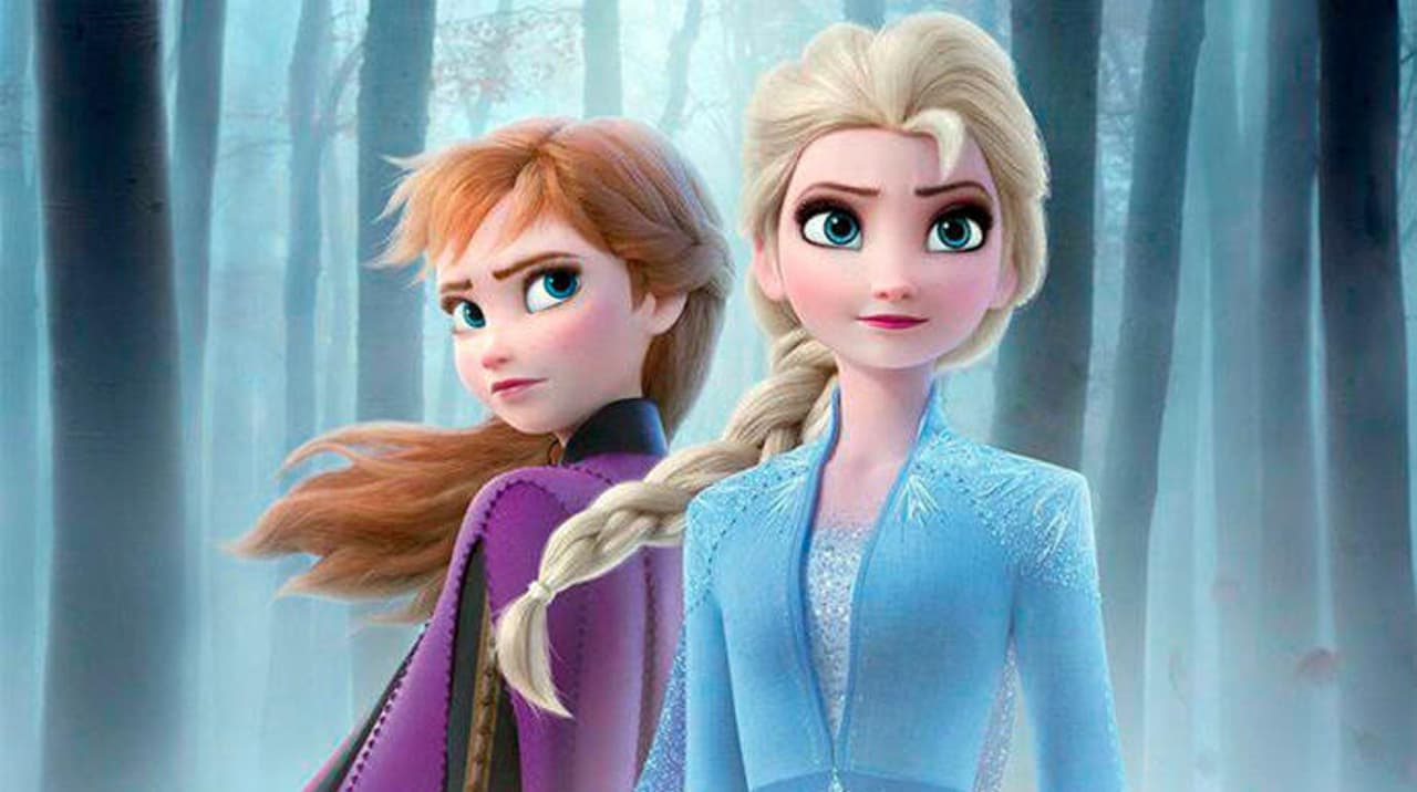 Elsa y Ana van a un bosque encantado donde descubren, sin buscarlo, su pasado.