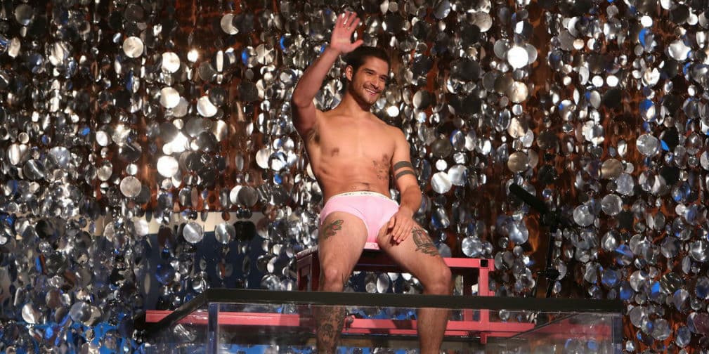 Tyler Posey, 'al natural' por una buena causa