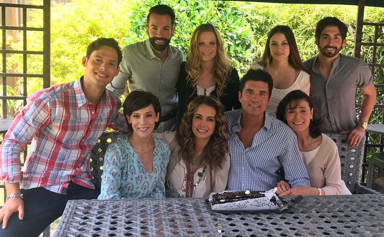 Diego Olivera celebró su cumpleaños con la producción de 'Y mañana será otro día'