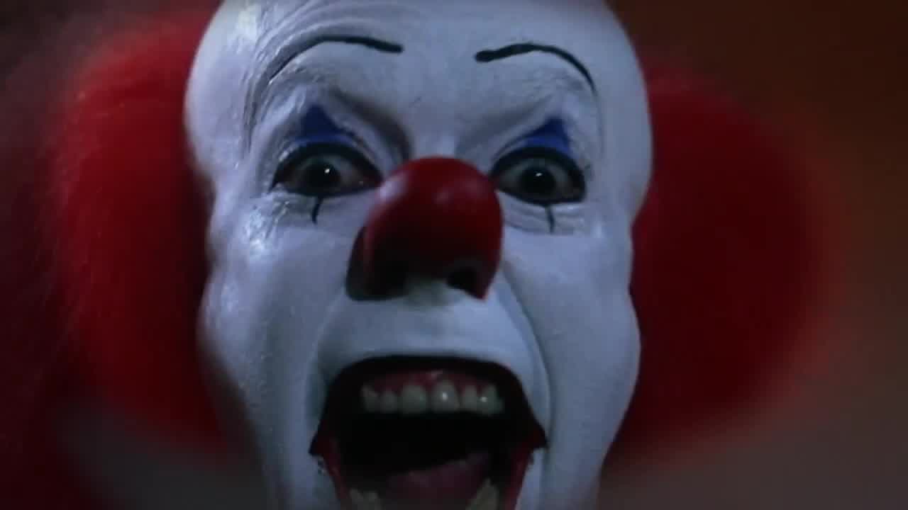 Eso, el payaso, está listo para... ¡hacerte flotar por El 5!