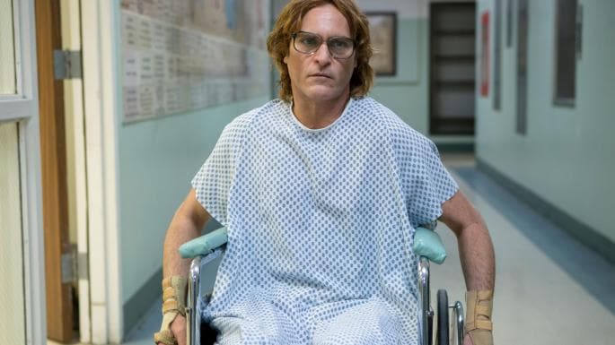 En 2018 el actor apareció en varias cintas, una de ellas fue 'No te preocupes, no irá lejos', en donde le dió vida al caricaturista John Callahan. Para interpretar ese papel bajó de peso y tuvo que teñirse el cabello de un tono rojizo, además, su papel requirió que apareciera durante toda la cinta en una silla de ruedas.