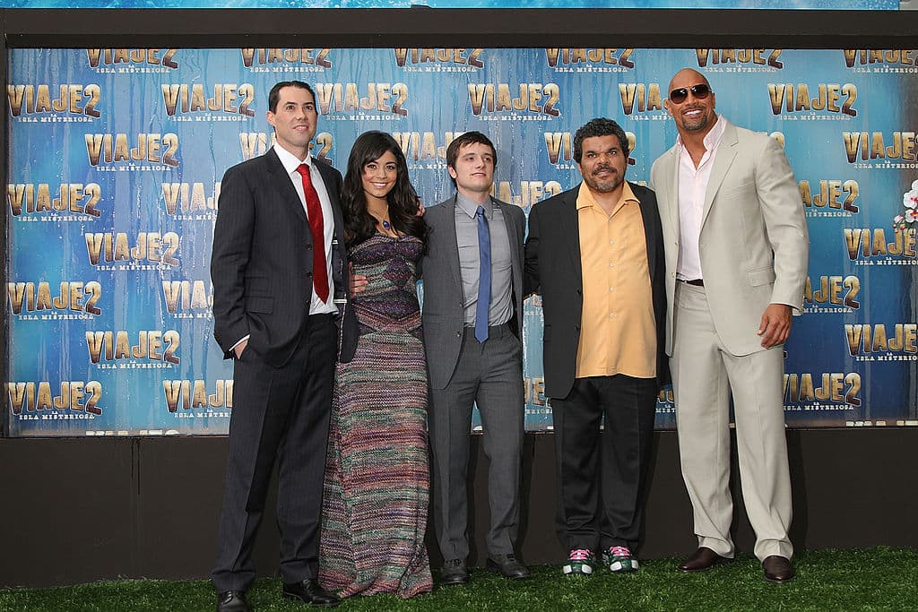 2012 - Pasaron dos años para que The Rock volviera a venir. Llegó con el director de cine Brad Peyton, la actriz Vanessa Hudgens, los actores Josh Hutcherson y Luis Guzman, todos parte de "Journey 2: The Mysterious Island".