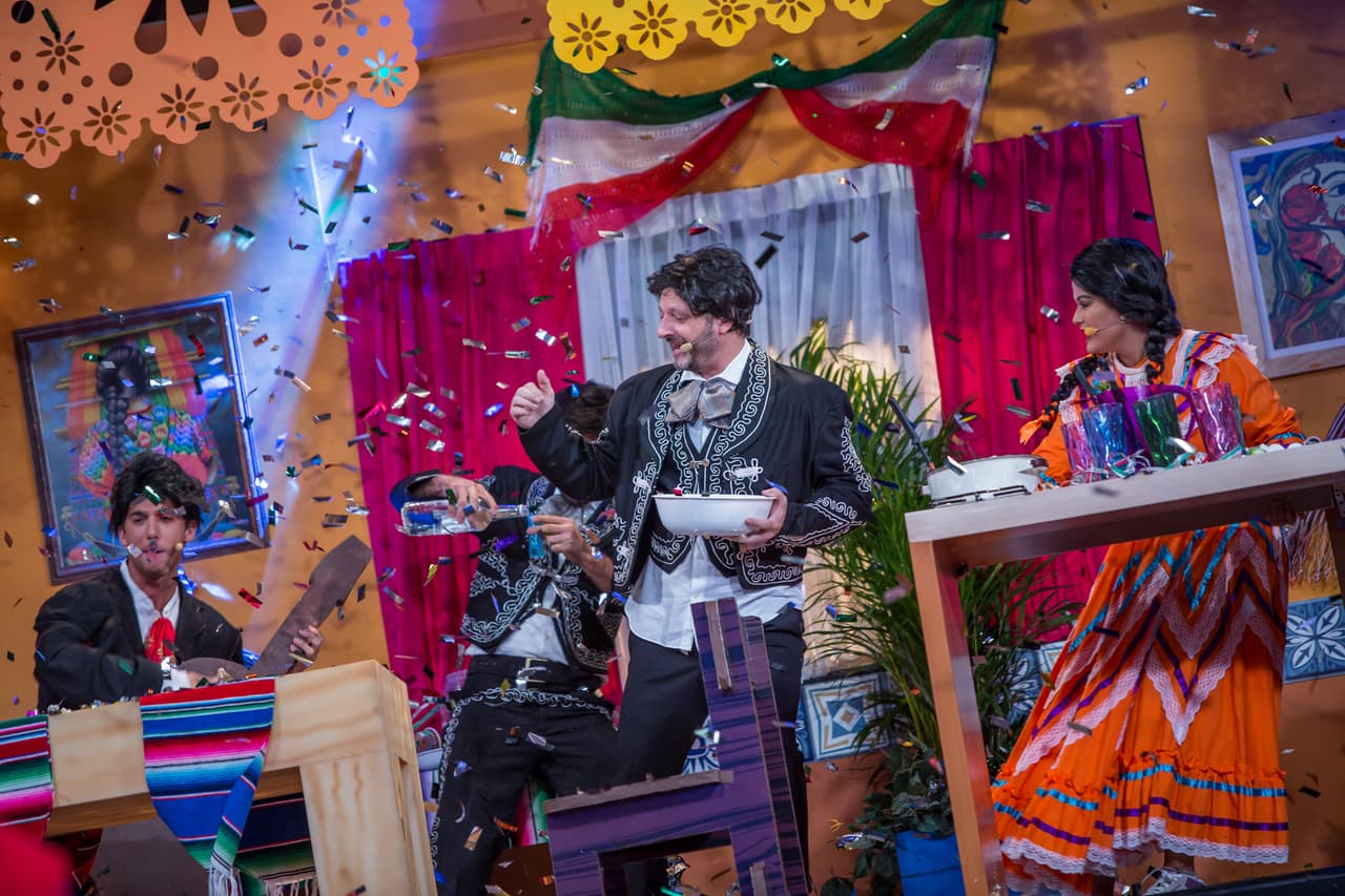Hasta de mariachi ha salido en el 'Escenario Inclinado'.