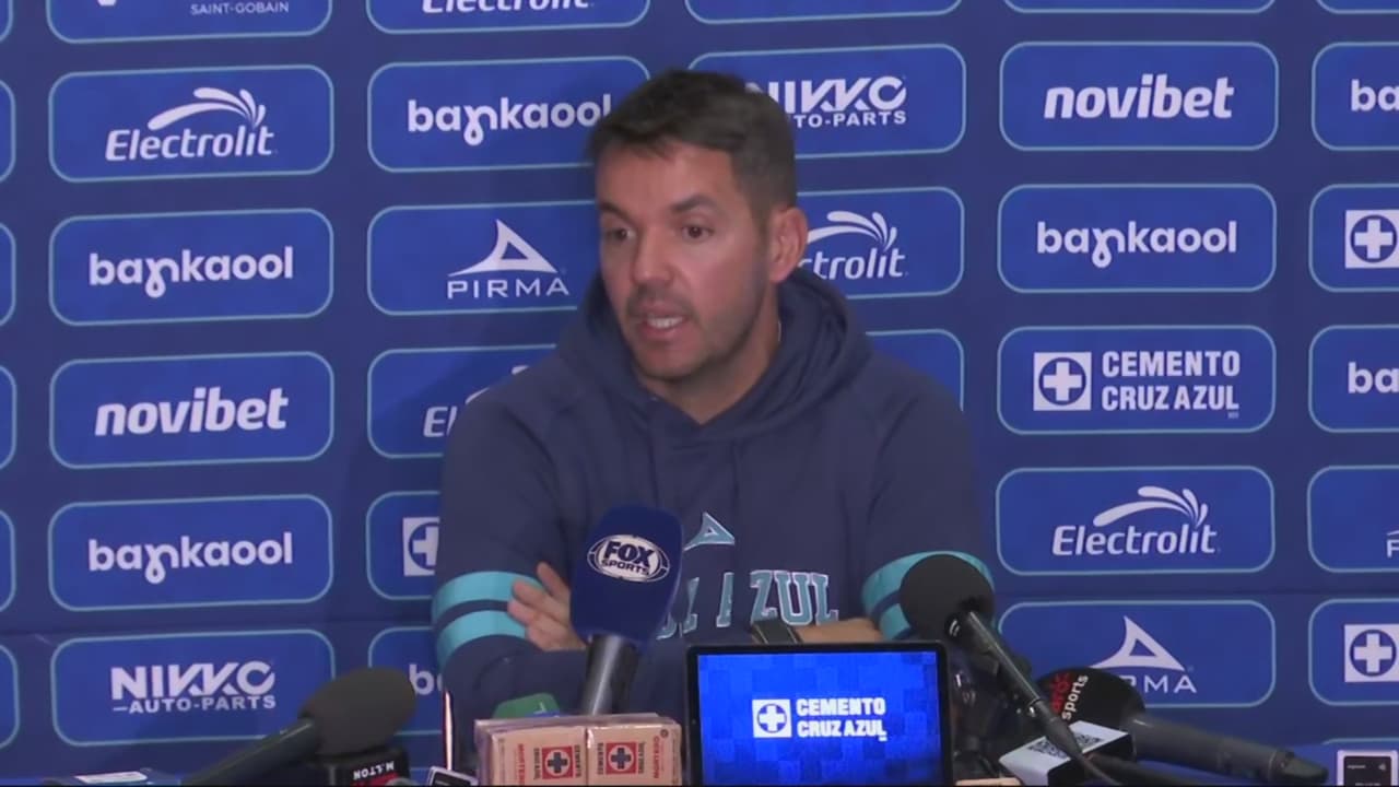 Nicolás Larcamón y su mensaje a Javier Aguirre sobre Chiquete