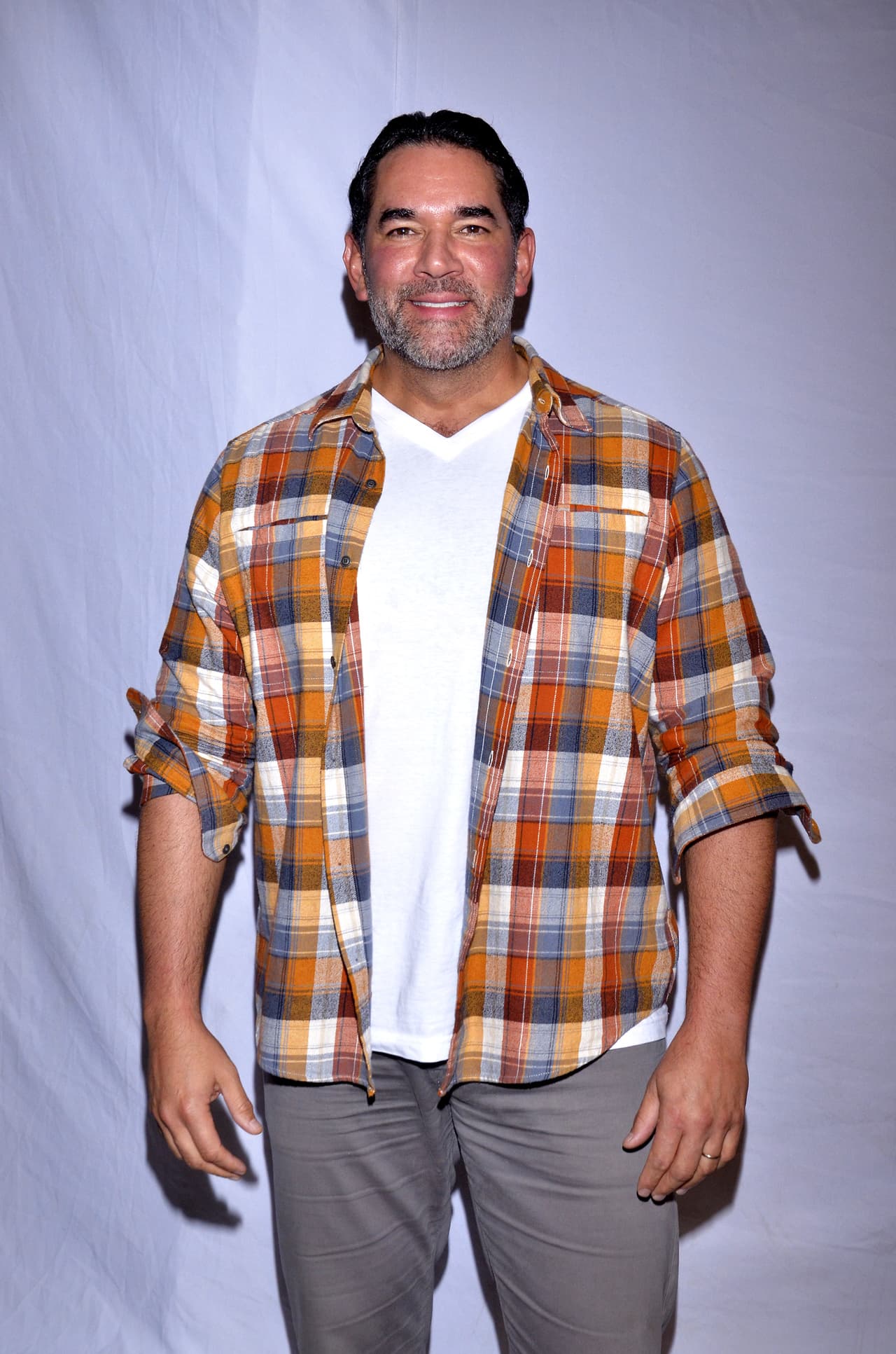 Por única ocasión, el miércoles 14 de agosto el programa iniciará a las 21:00 horas y el invitado será el alegre Ernesto Laguardia.