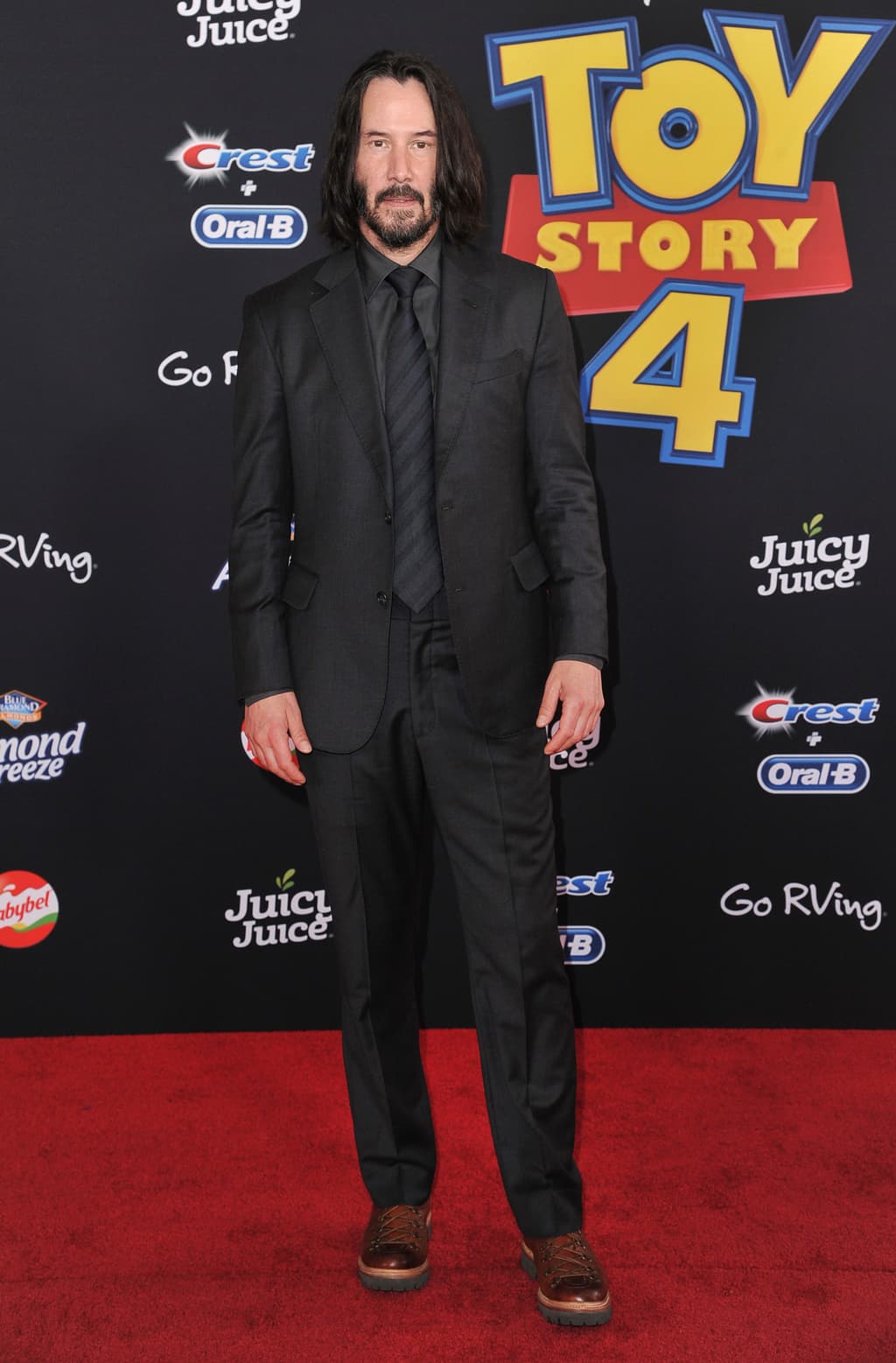 Keanu Reeves robó el aliento en la premiere de Toy Story 4 | Canal 5 ...