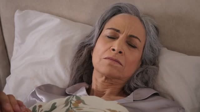 ¿Luis causó la muerte de la madre de Máximo?