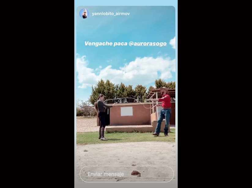 Gracias a Aurora sabemos que también es bueno usando el lazo e incluso lanzando hachas.