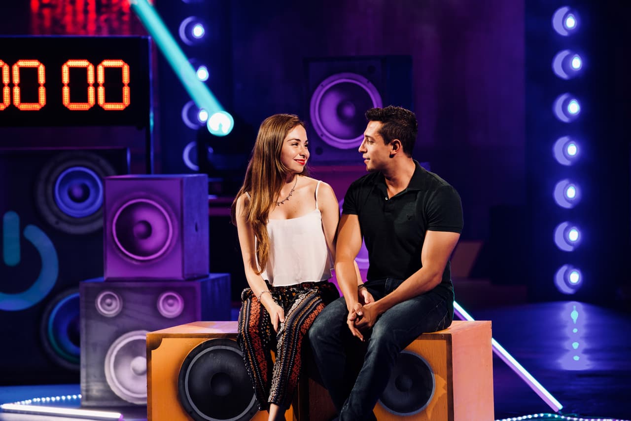 Luego, mientras el staff del reality arreglaba un "problema técnico", ellas tenían que conseguir que sus Inseparables dijeran tres palabras o frases. Perla y Gama perdieron.