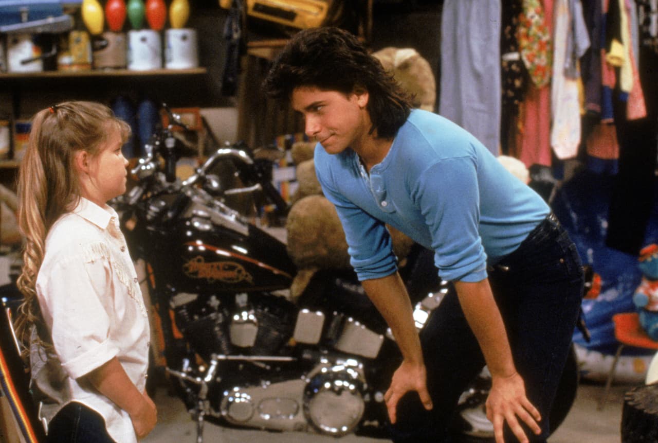 El nombre original del tío Jesse era Adam, pero John Stamos decidió cambiarle el nombre.