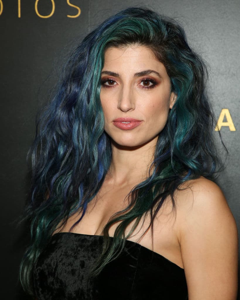 Más recientemente ha salido en diferentes series. Desde 2016 es Brittany Gold en Goliath, en The Last Ship fue Valerie Raymond y en Big Bang la vimos como Yvette.