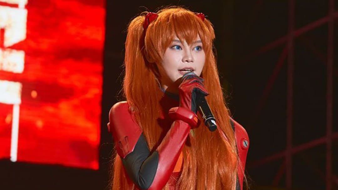 Como mencionamos, existen versiones de que la activista ganó aprovechando el empuje mediático de sus apariciones con cosplay. Sin embargo, recordemos que la estudiante ha realizado durante los últimos años activismo político.