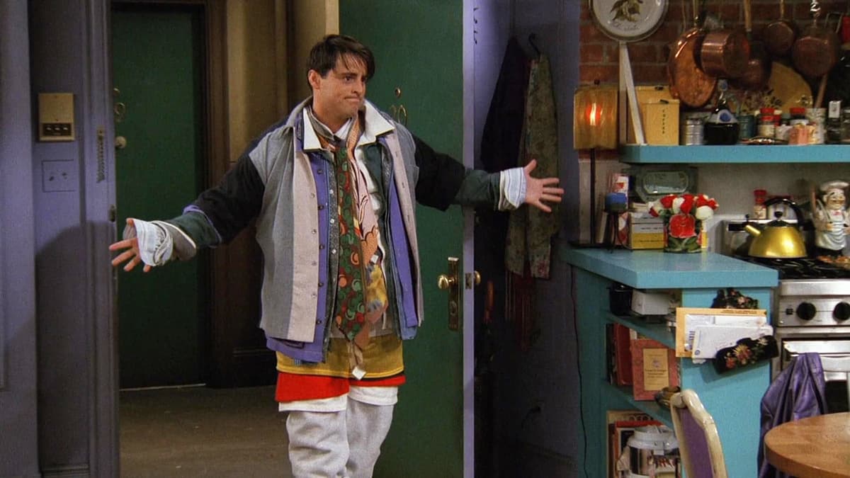 Joseph Francis "Joey" Tribbiani estuvo a cargo de Matt LeBlanc. Este personaje era igual de glotón que muchos personaje de anime.