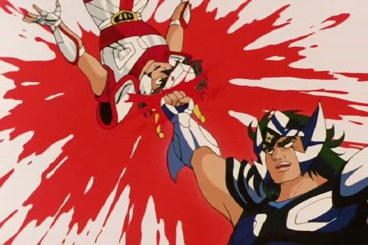 El sólo ver cómo Moses de Ballena le revienta la cabeza a Seiya con todo y casco nos provoca migraña.