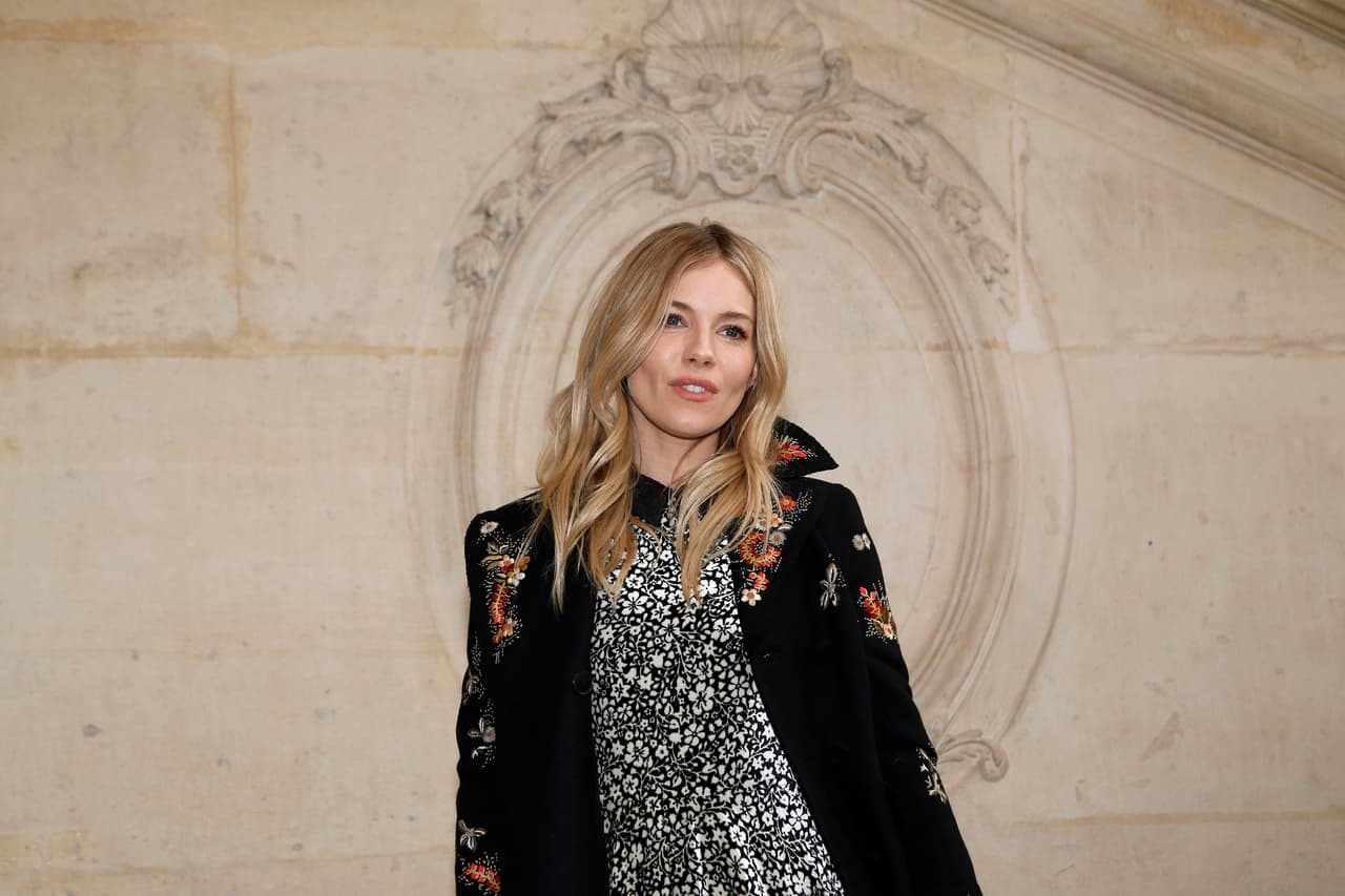 Sienna Miller es la mujer ideal para ser la Baronesa. Letal y poderosa. Sólo mírala.