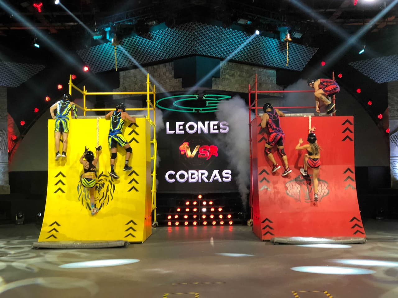 Jous, Luciana y Chuy le dieron el triunfo a Cobras en dos ocasiones en 'Todos arriba'.