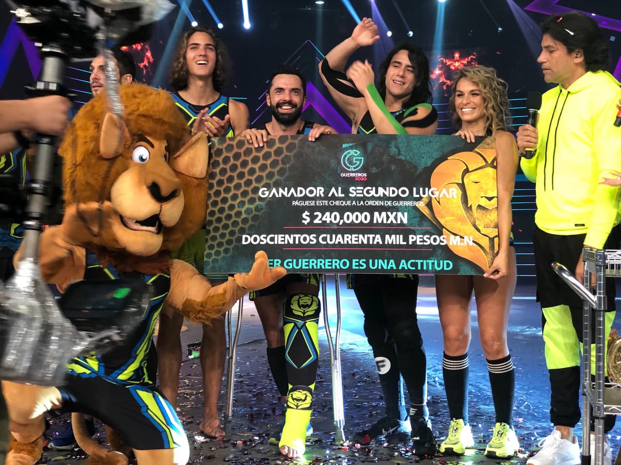 Leones no se fue con las manos vacías y les dieron 240 mil pesos. “Ganamos más de dos millones de pesos” es lo que dijo Memo Corral a sus Leones.