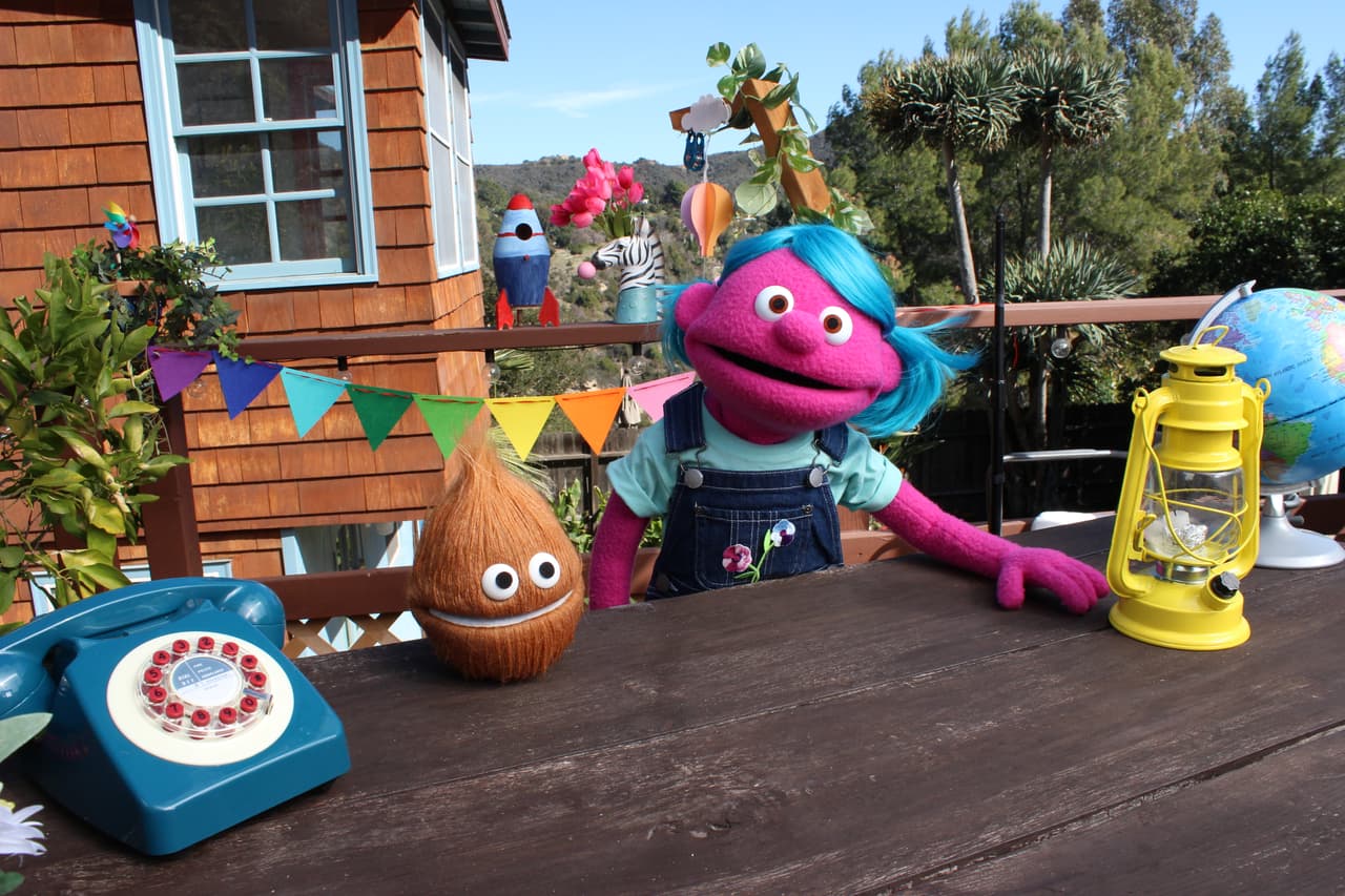 Club Mundo Kids: Conoce por qué son importantes la comida y el transporte.