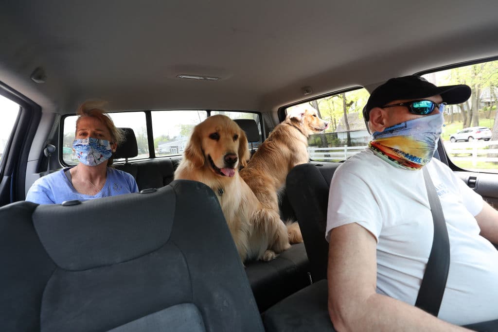 Los clientes de este establecimiento aún hacen sus pedidos. Recordemos que Nueva York es en uno de los estados más afectados por el COVID-19.