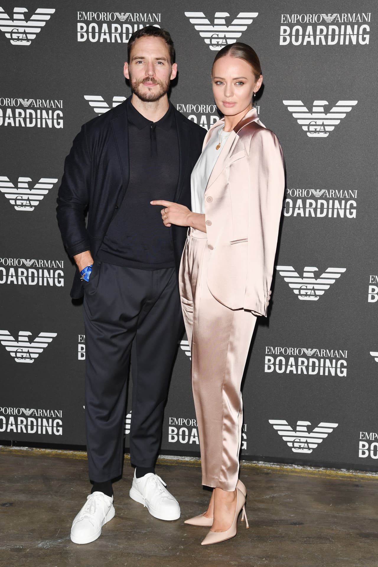 Sam estuvo casado con la actriz Laura Haddock, y tras 6 años de matrimonio y dos hijos se separaron. “Laura y yo hemos decidido separarnos legalmente. Seguiremos adelante con nada más que amor, amistad y un profundo respeto mutuo mientras continuamos criando a nuestra familia juntos”, dijo el histrión en un comunicado en agosto de 2019.