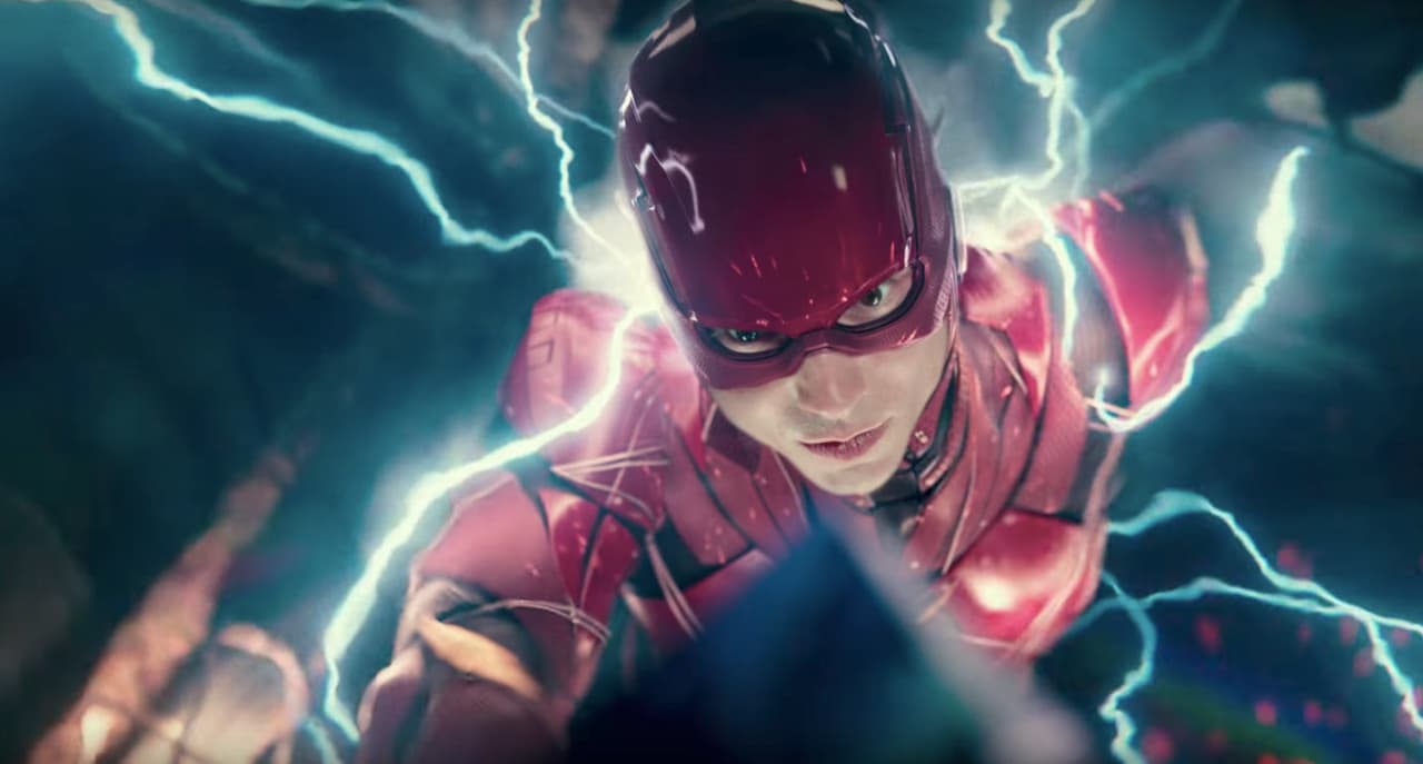 Ezra Miller escribe su propio guion de Flash