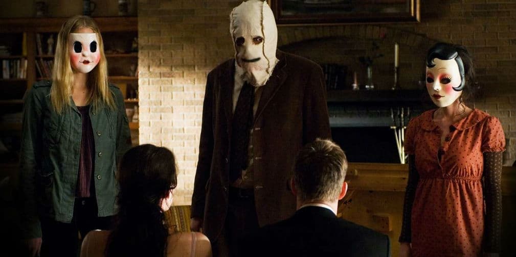 8. The Strangers: Liv Tyler y Scott Speedman se enfrentan a Los Extraños, quienes usan estas máscaras.