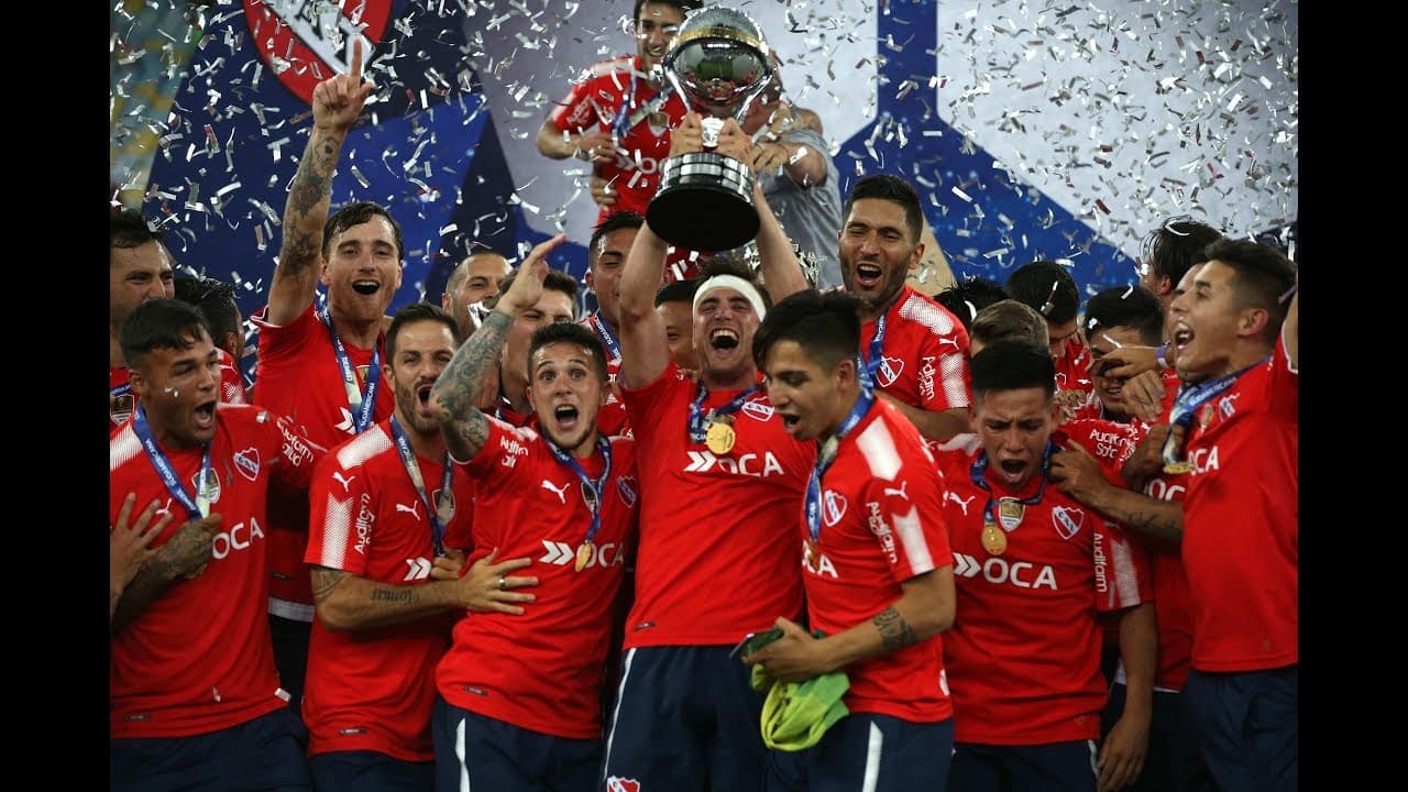 ¿Qué tiene que ver un equipo de futbol con Stephen King y las películas de Eso?
